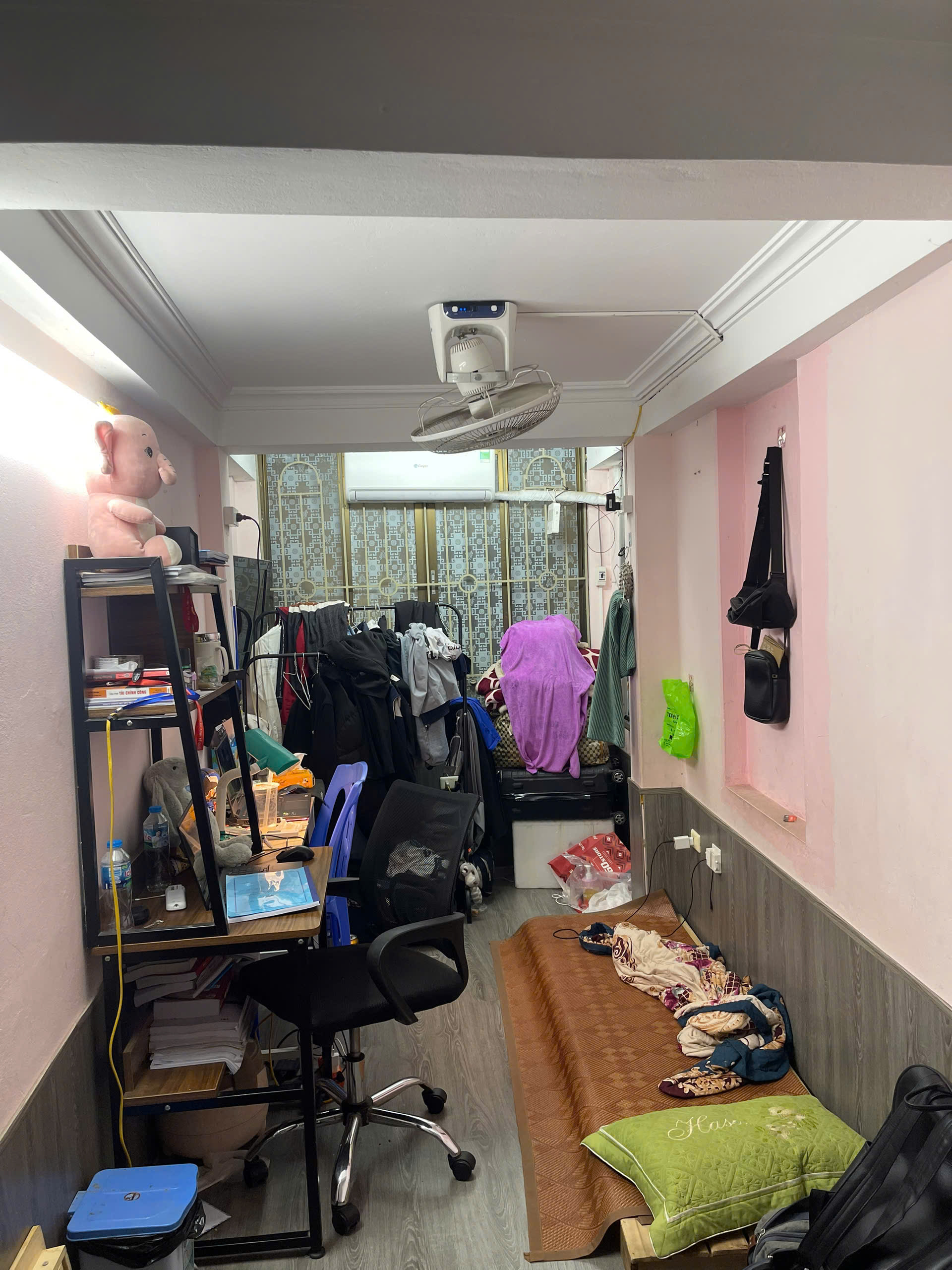 Cho thuê nhà ngõ Hàng Cháo, 5 tầng, 2 ngủ, 1 P làm việc, 6.5 Triệu VP, C.ty, ở gđ, nhóm ít người - Ảnh chính